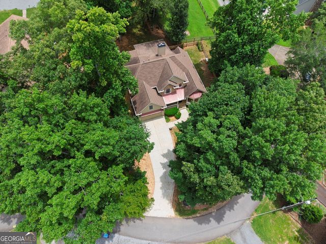 182 Little Victoria Road, Woodstock, GA 30189