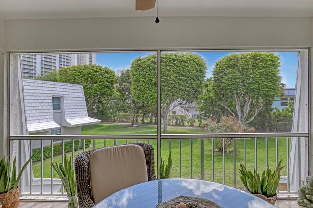 1250 Sugar Sands Boulevard 207, Singer Island, FL 33404