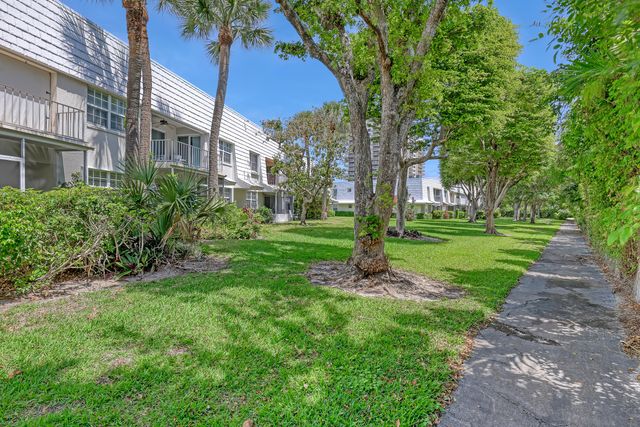 1250 Sugar Sands Boulevard 207, Singer Island, FL 33404