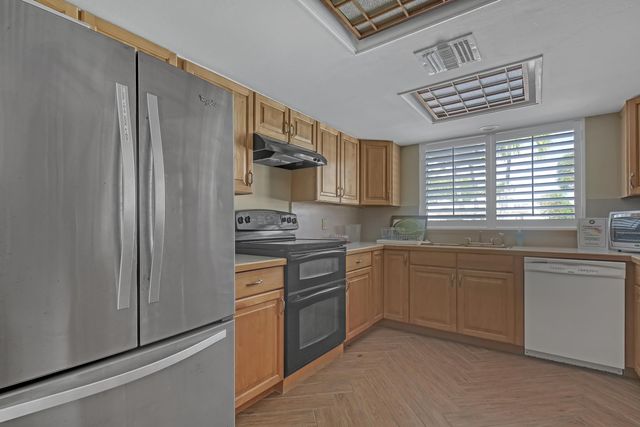 1250 Sugar Sands Boulevard 207, Singer Island, FL 33404