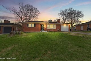 6808 Mariposa Dr, Louisville, KY 40214