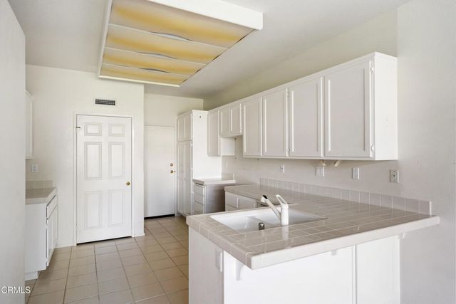 11510 Countrycreek Court, Moorpark, CA 93021