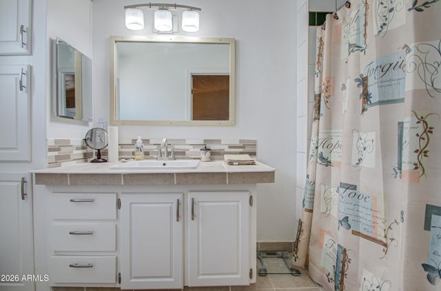 3335 W CABALLERO Drive, Eloy, AZ 85131