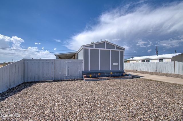 3335 W CABALLERO Drive, Eloy, AZ 85131