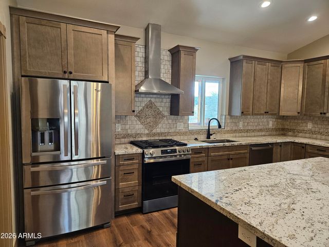 1380 S Lakeside Trail, Show Low, AZ 85901