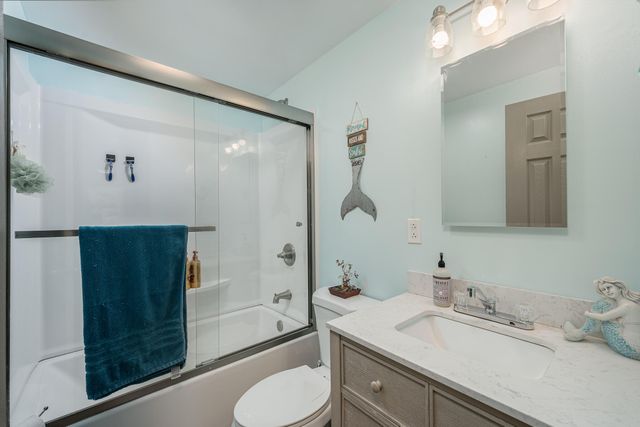 12321 Woodland Park Drive NE, Belding, MI 48809