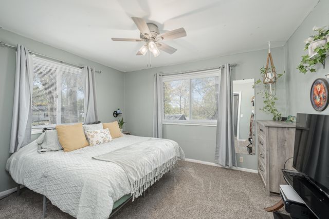 12321 Woodland Park Drive NE, Belding, MI 48809