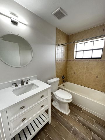 4326 Woodstock Drive C, West Palm Beach, FL 33409