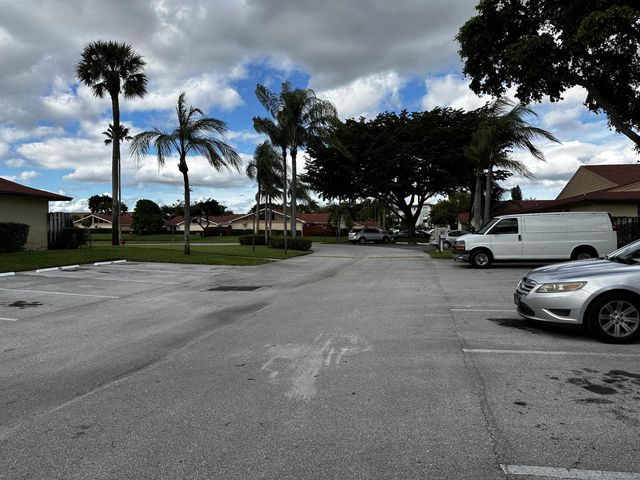 4326 Woodstock Drive C, West Palm Beach, FL 33409