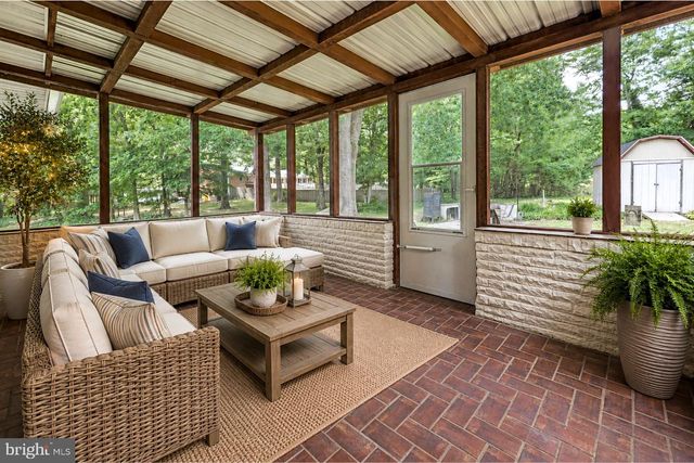 3825 WHIPPOORWILL LN, White Plains, MD 20695