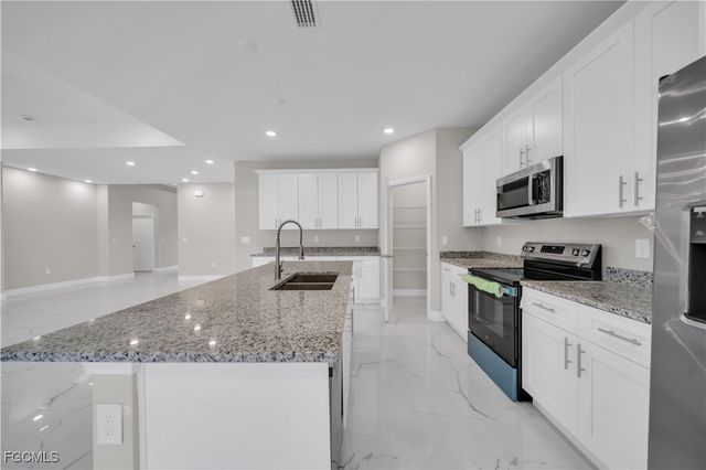 543 McArthur BLVD, Lehigh Acres, FL 33974