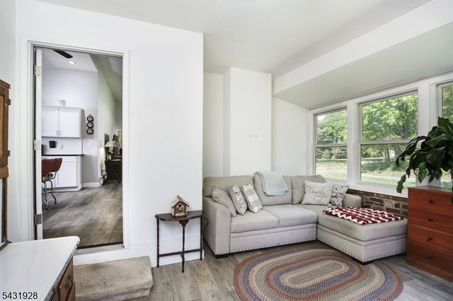 109 Garrison Rd, Harmony Twp., NJ 08865