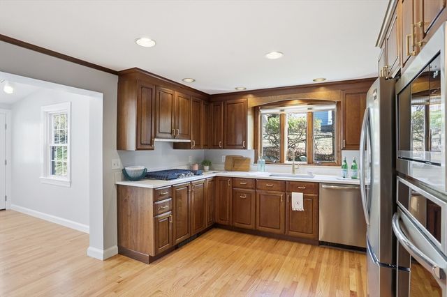 62 Nicod, Arlington, MA 02476