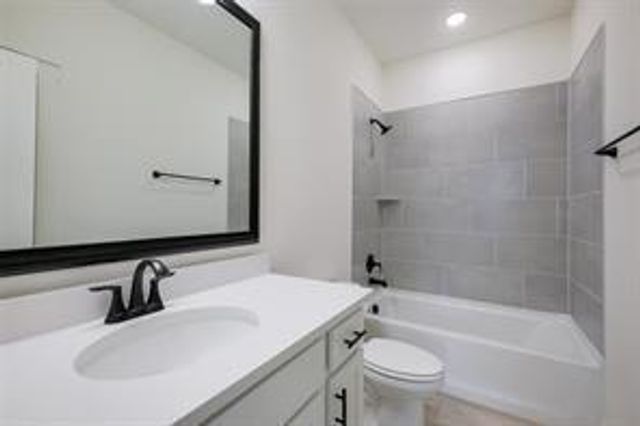 21111 Autumn Heights, Bonney, TX 77583