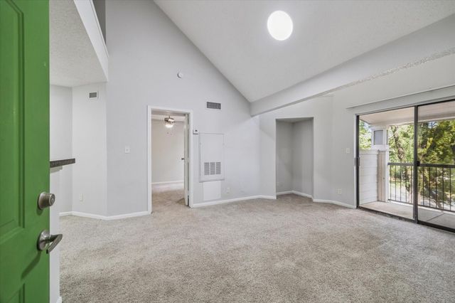 1710 W T C Jester Boulevard 2317, Houston, TX 77008