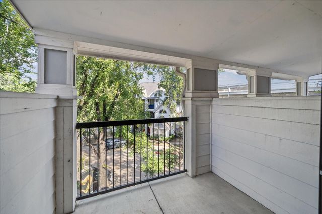 1710 W T C Jester Boulevard 2317, Houston, TX 77008