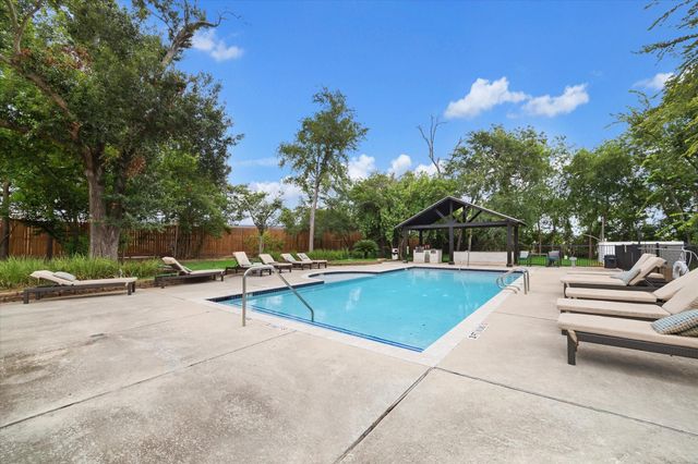 1710 W T C Jester Boulevard 2317, Houston, TX 77008