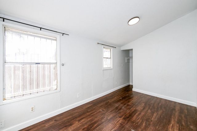 4728 E Harvey Avenue, Fresno, CA 93702