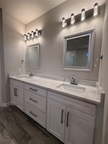 4274 Elkins Avenue, Lancaster, TX 75134