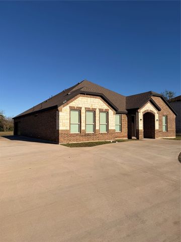 4274 Elkins Avenue, Lancaster, TX 75134