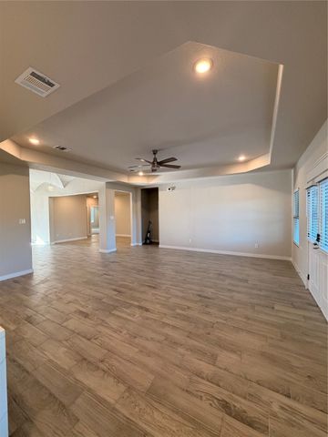 4274 Elkins Avenue, Lancaster, TX 75134