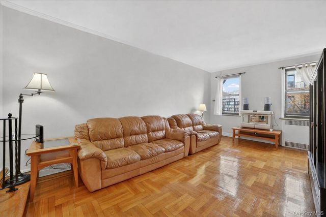 2962 Decatur Avenue 5th Floor, Bronx, NY 10458