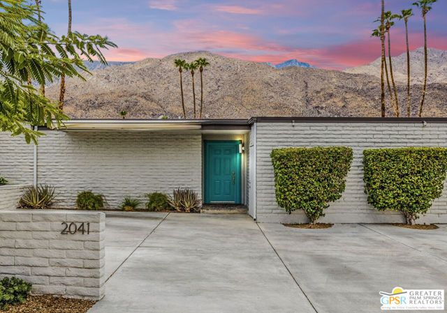 2041 S Calle Palo Fierro, Palm Springs, CA 92264