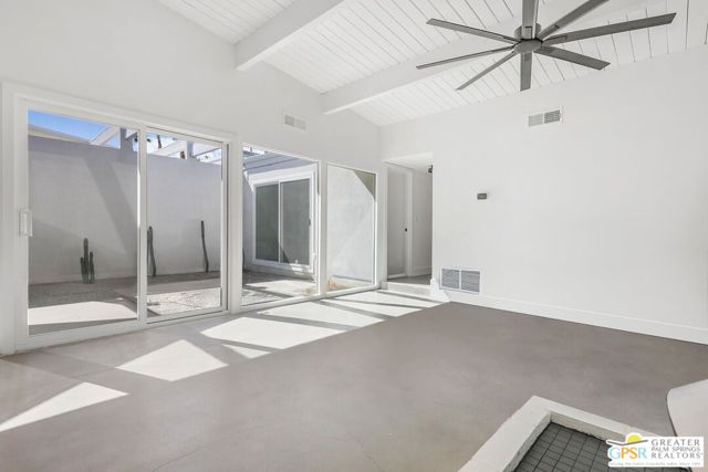 2041 S Calle Palo Fierro, Palm Springs, CA 92264