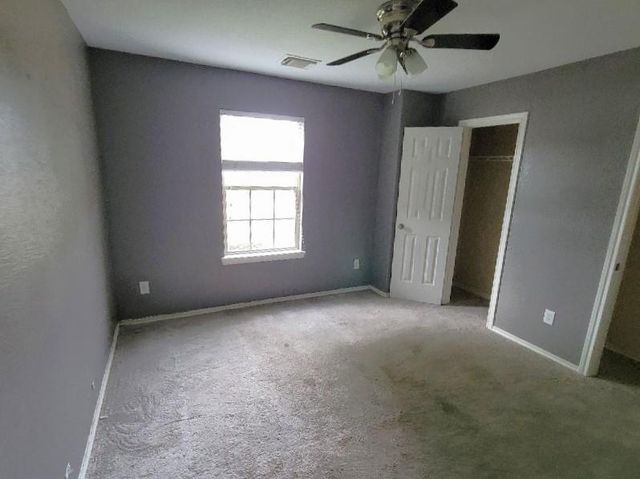3301 Clover Hill Lane, Texas City, TX 77591