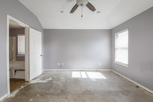 3301 Clover Hill Lane, Texas City, TX 77591