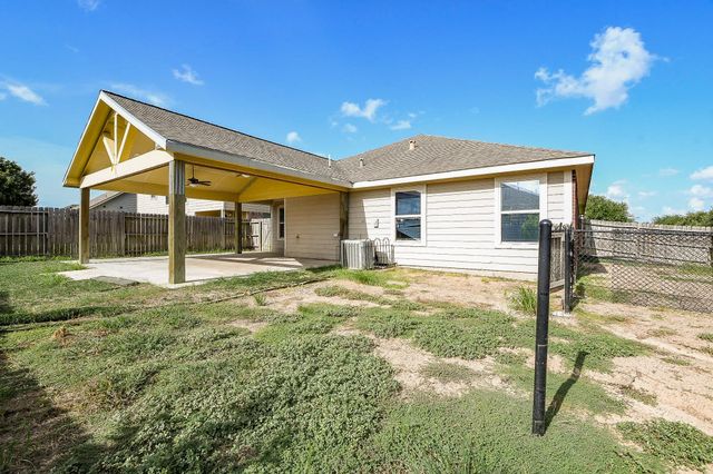 3301 Clover Hill Lane, Texas City, TX 77591