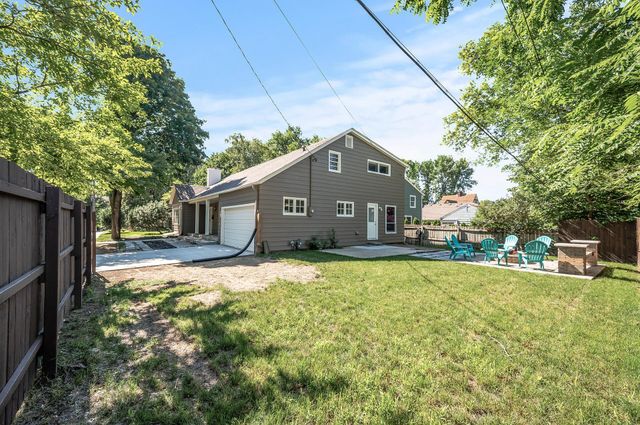 1419 6th Street SW, Rochester, MN 55902