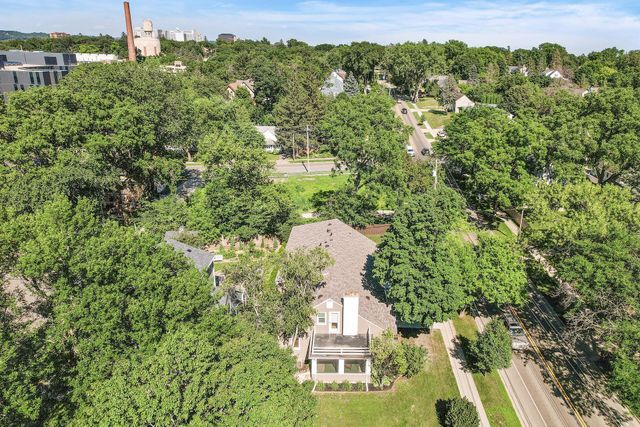 1419 6th Street SW, Rochester, MN 55902