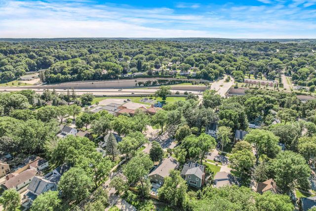 1419 6th Street SW, Rochester, MN 55902