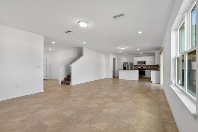 9644 Summers Cay Circle, Thonotosassa, FL 33592