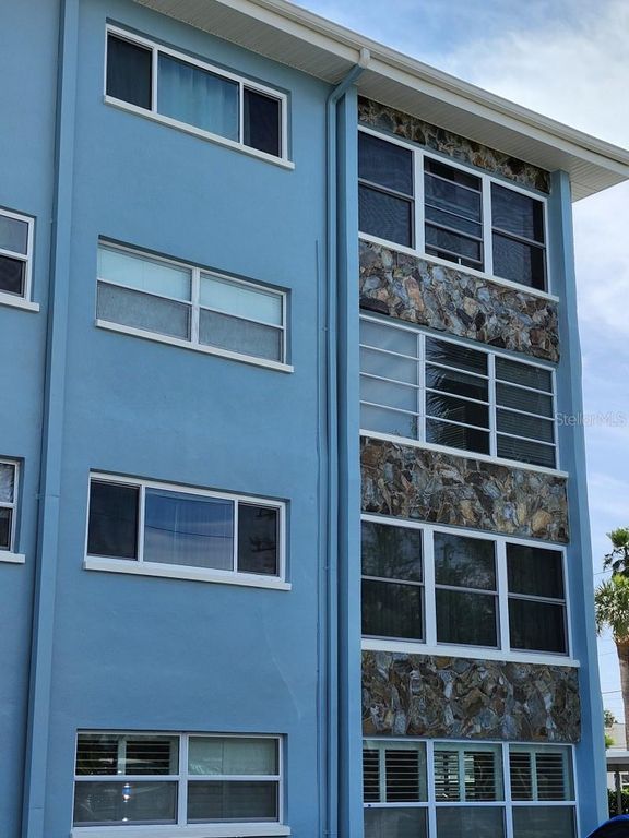 300 64TH AVENUE 426, St Pete Beach, FL 33706