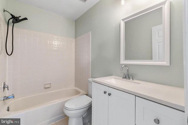 76 CORIANDER DRIVE DR, Princeton, NJ 08540