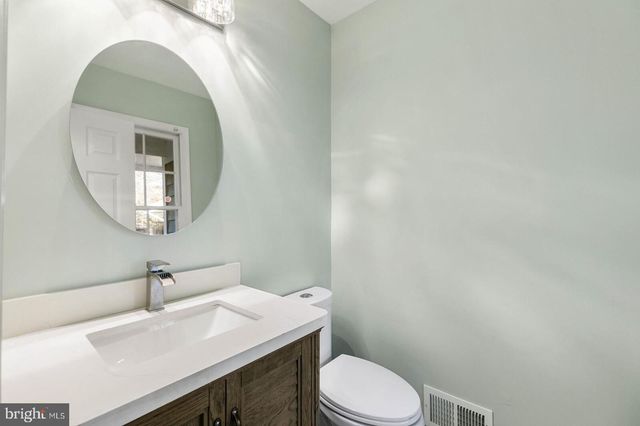 76 CORIANDER DRIVE DR, Princeton, NJ 08540