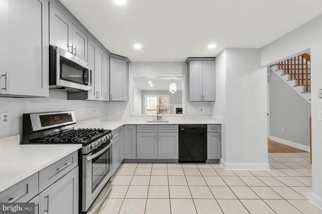 76 CORIANDER DRIVE DR, Princeton, NJ 08540