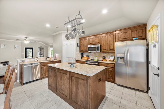 227 Chimney Rock Drive, Waxahachie, TX 75167