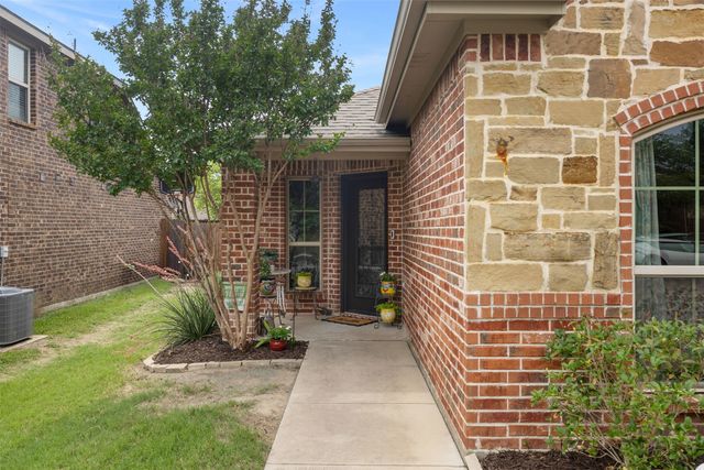 227 Chimney Rock Drive, Waxahachie, TX 75167