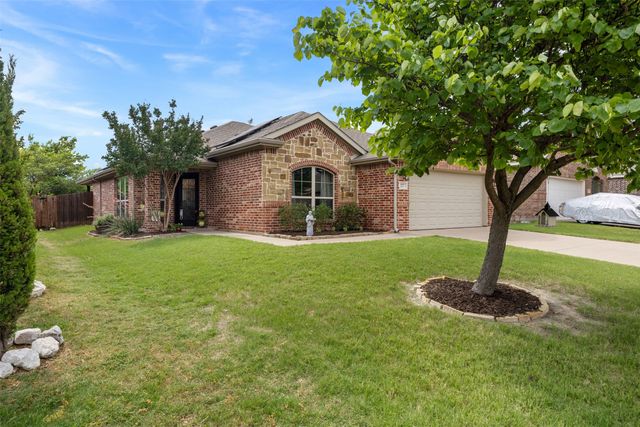 227 Chimney Rock Drive, Waxahachie, TX 75167