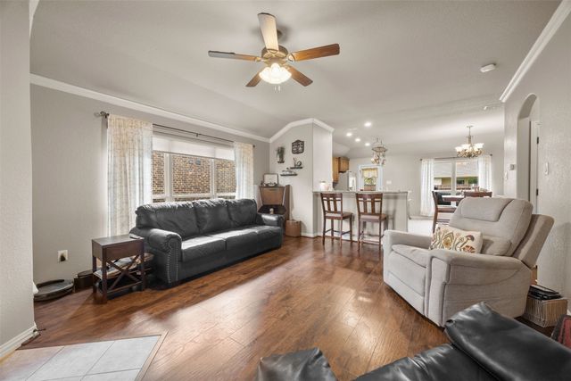 227 Chimney Rock Drive, Waxahachie, TX 75167