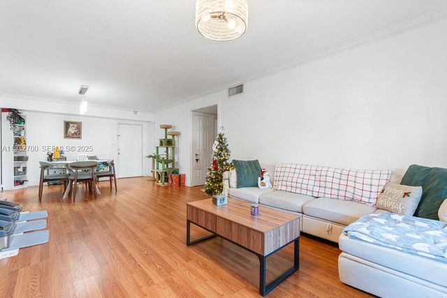 7915 SW 104th St 101G, Miami, FL 33156