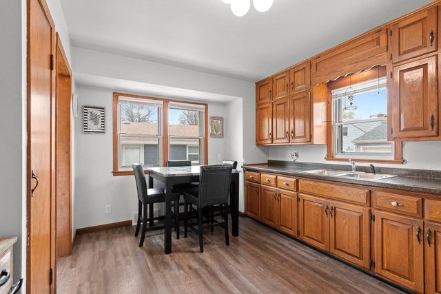 1299 DESNOYERS STREET, Green Bay, WI 54303