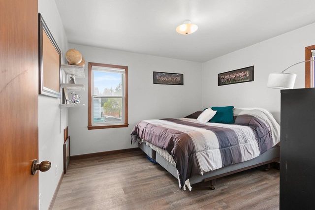 1299 DESNOYERS STREET, Green Bay, WI 54303