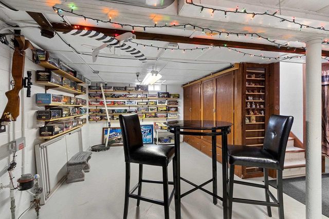 1299 DESNOYERS STREET, Green Bay, WI 54303