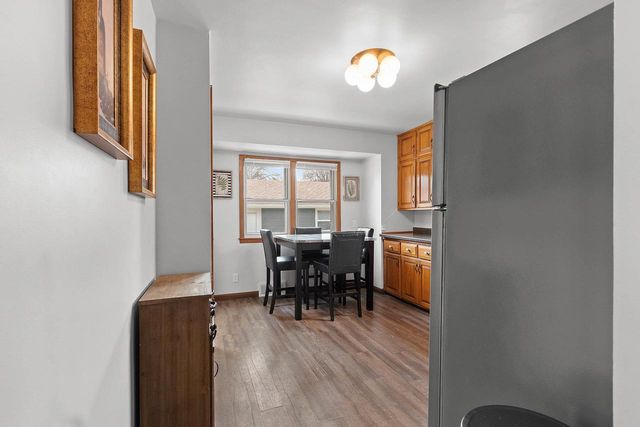 1299 DESNOYERS STREET, Green Bay, WI 54303