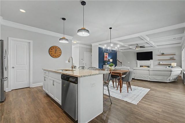 554 Wilbur Drive, Hoschton, GA 30548