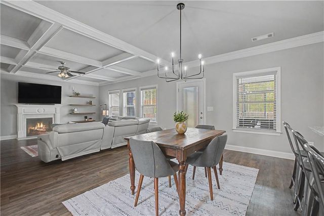 554 Wilbur Drive, Hoschton, GA 30548